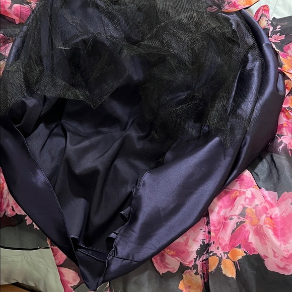 ELIZA J Navy Blue Jersey Criss-Cross Gown Size 8 - Picture 12 of 17